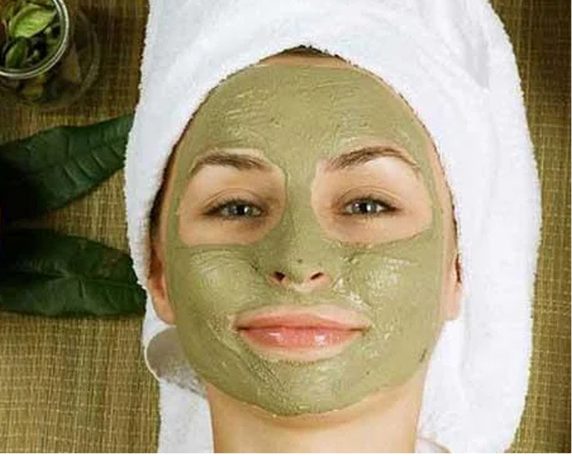 Ayurvedic herbal facial treatment
